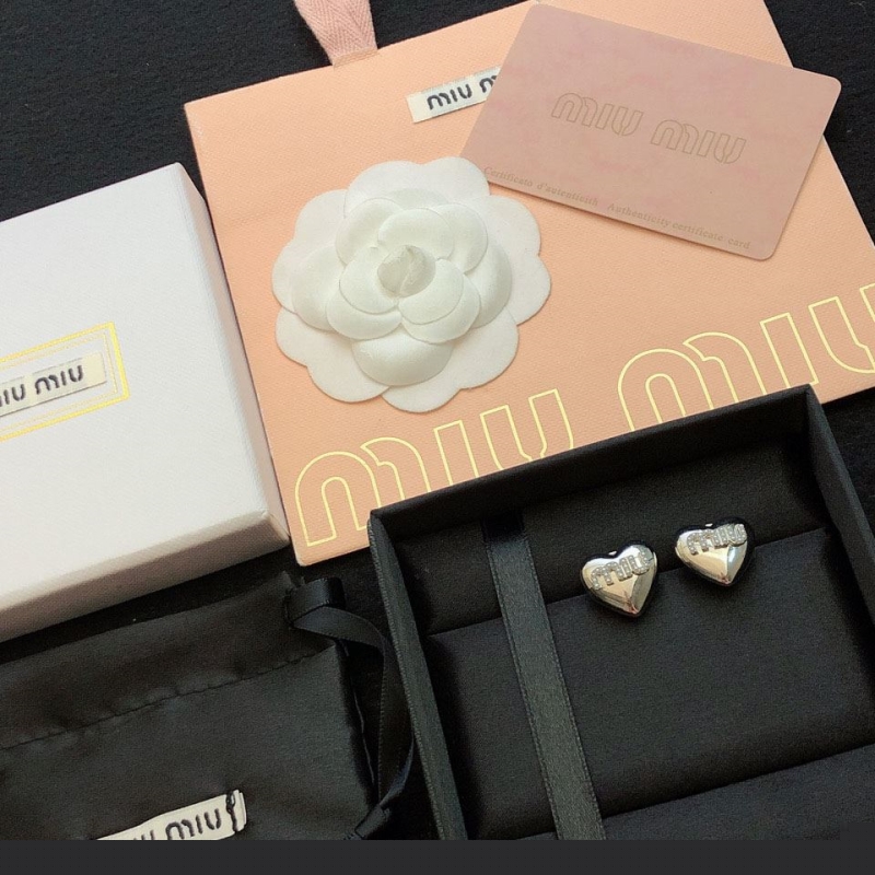 MIU MIU